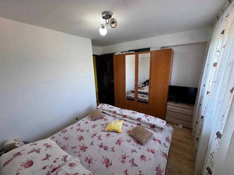 Apartament cu 2 camere decomandat în Brădești
