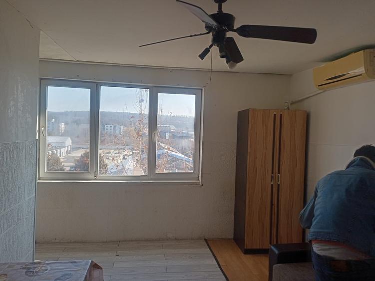 Garsonieră decomandată în Exterior Vest