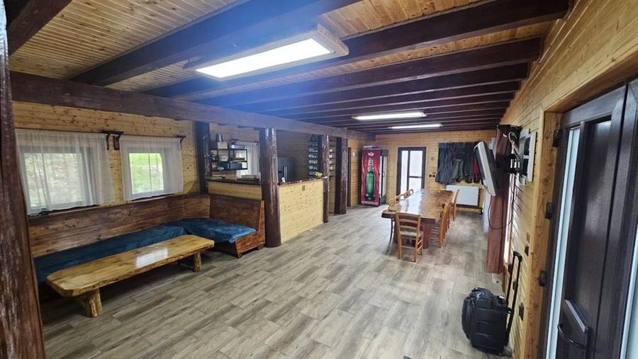 Casă cu 4 camere cu Teren 965 Mp în Vale