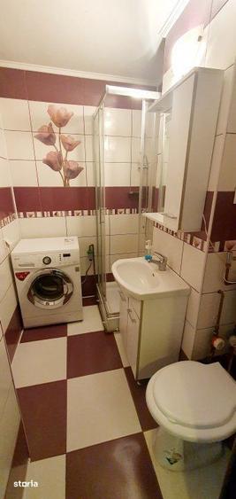 Apartament cu 2 camere decomandat, mobilat în Tei