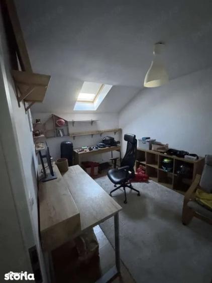 Apartament cu 3 camere semidecomandat în Florești — fotografia 1