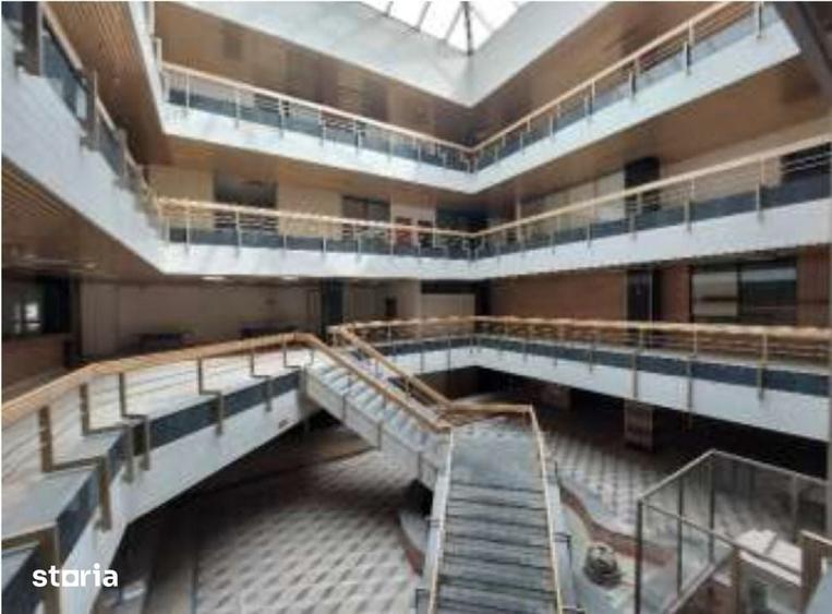 Spațiu comercial, de 6,481.45 mp, în Aradului