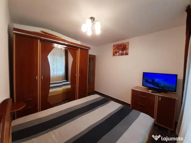 Apartament cu 2 camere decomandat în Apărătorii Patriei
