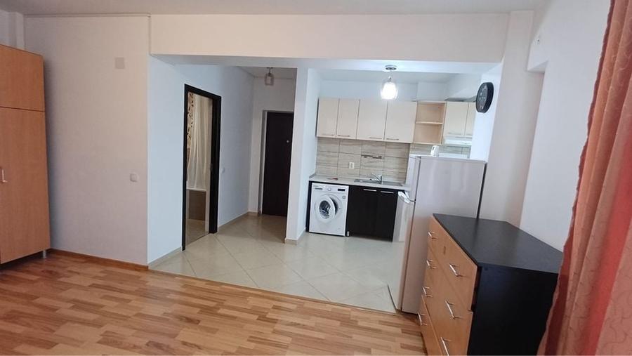 Garsonieră nedecomandată în Valea Adâncă