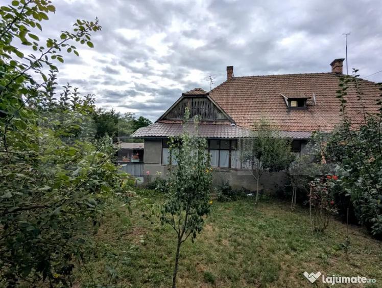 Casă cu 2 camere cu Teren 270 Mp în Iris