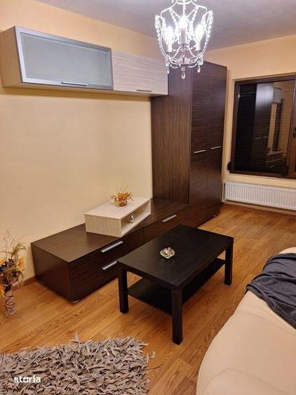 IANCA-De vanzare apartament cu 3 camere,foarte spatios,80 mp,etaj 1 - 3