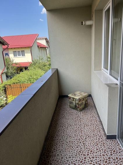 Apartament cu 2 camere semidecomandat în Florești