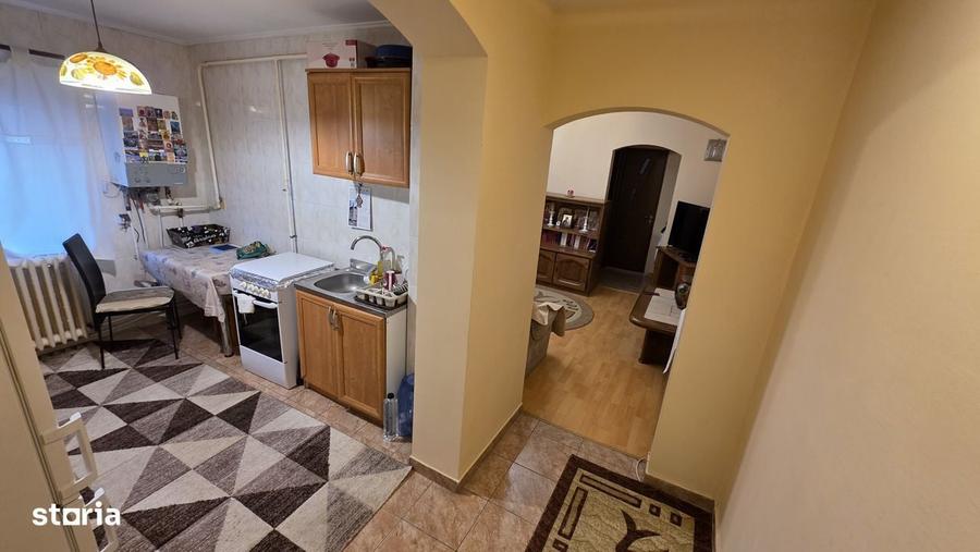 Apartament cu 3 camere în Orizont