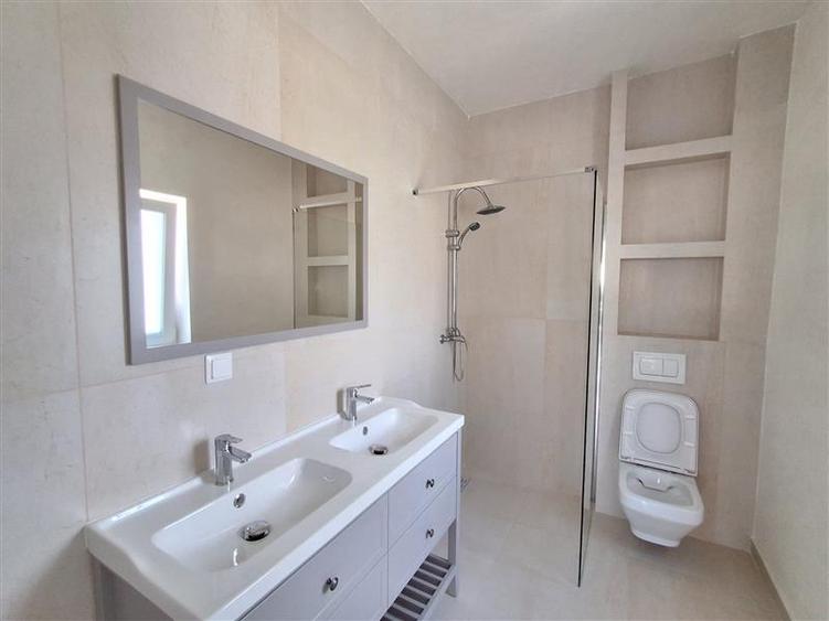Vila  de vanzare  Rediu, - 7