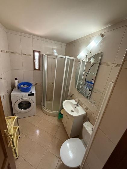 Apartament cu 2 camere decomandat în Lotus