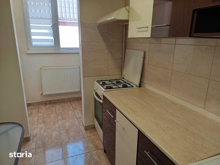 2 camere metrou leonida - 4