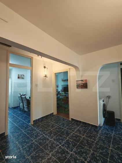 Apartament cu 4 camere decomandat în Central