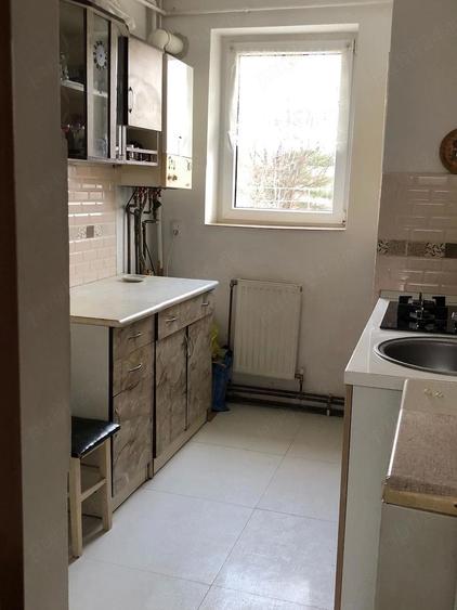 Proprietar - 2 Camere DECOMANDAT | Etaj 2 din 3 | B-dul Republicii 33 | Renovat & Centrala - 4