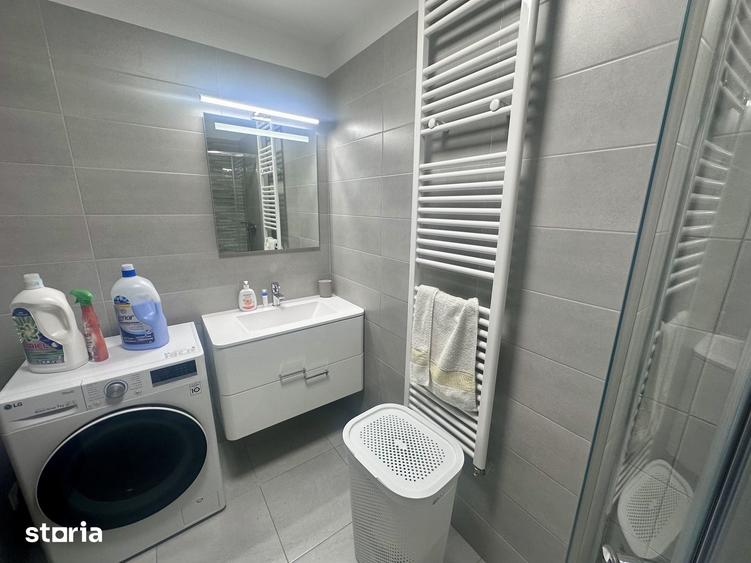 Apartament cu 4 camere în Drumul Taberei