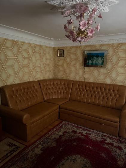Casă individuală cu 4 camere cu Garaj în Central