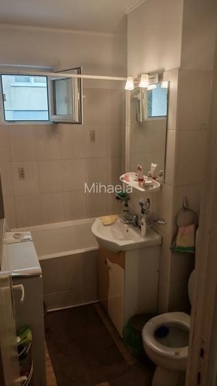 Vand apartament 2 camere, 52 mp, etaj 1, semidecomandat, Suceava, George Enescu Aleea Jupiter