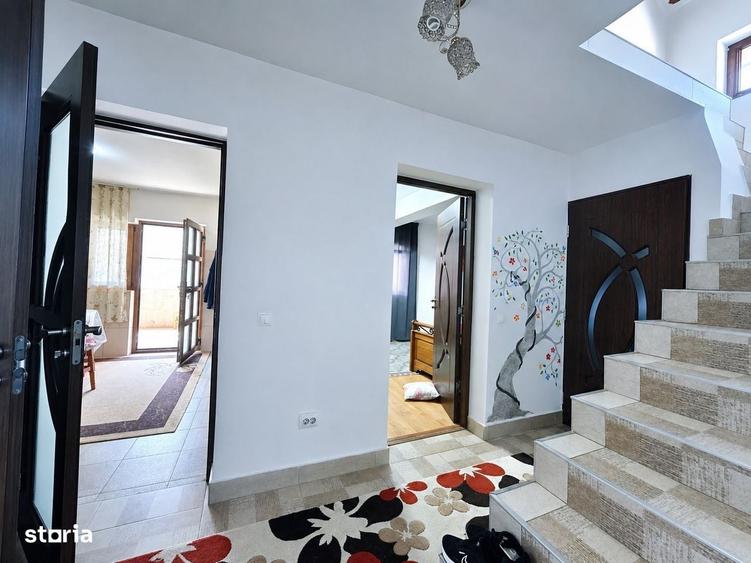 Vila d+p+m 184mp Spranceana Erbiceni Iasi living + 4 dormitoare - 4