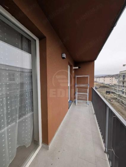 Apartament de 2 camere, decomandat, zona Cetatii - 1