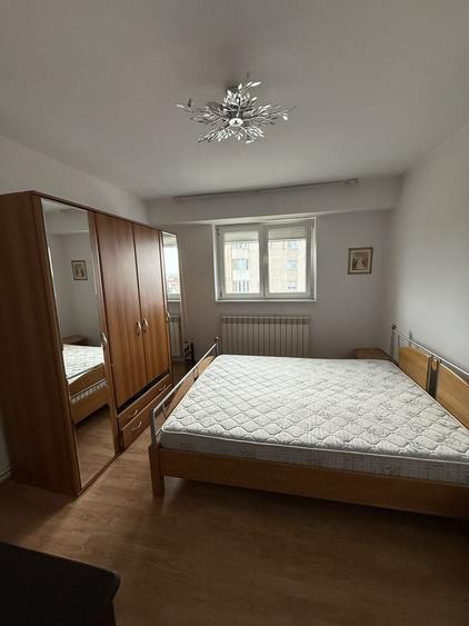 Apartament cu 2 camere decomandat în Ultracentral