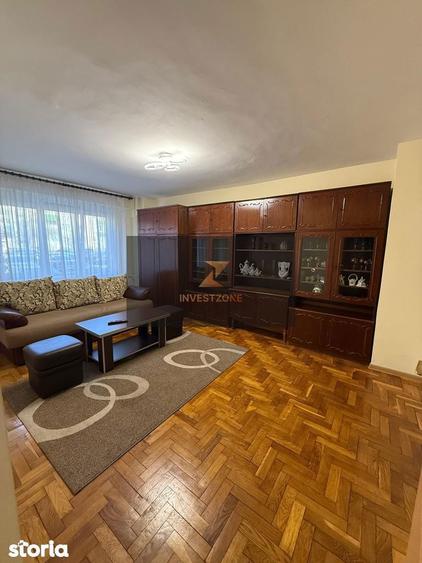 Apartament cu 3 camere decomandat în Decebal