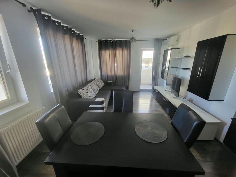 Apartament cu 2 camere decomandat în Florești