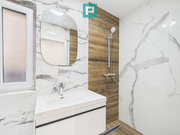 Duplex cu 5 camere cu Canalizare în Giroc