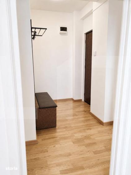 Apartament cu 3 camere decomandat în Sud