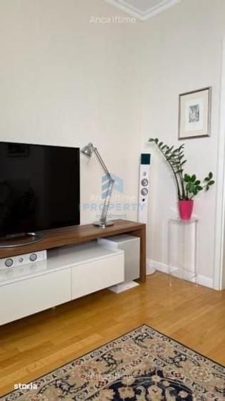 Apartament cu 3 camere în Tei