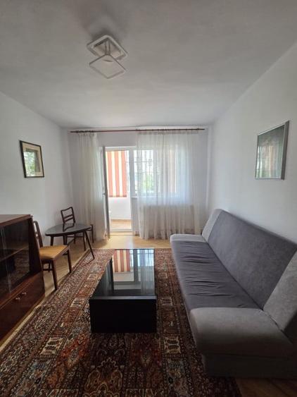 Apartament cu 2 camere semidecomandat în Bălcescu