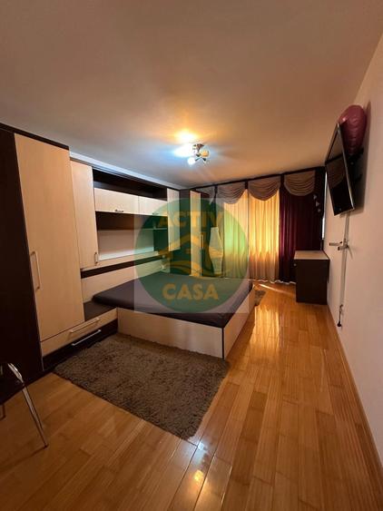 Apartament cu 2 camere decomandat în Est
