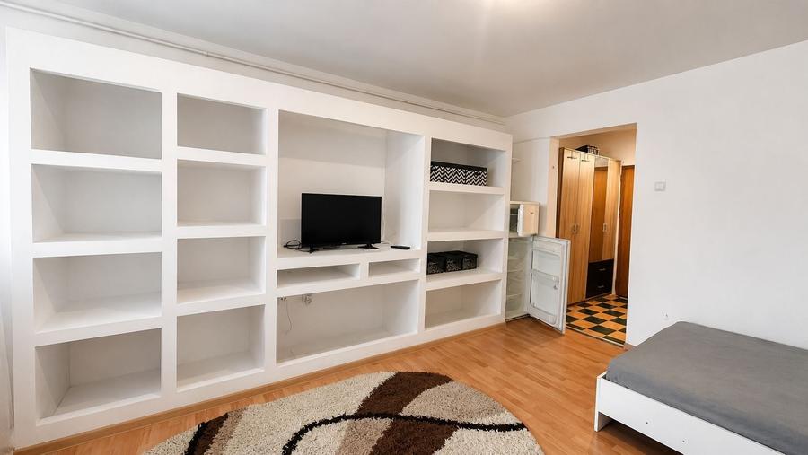 Apartament cu 1 camere decomandat, mobilat în Medicină