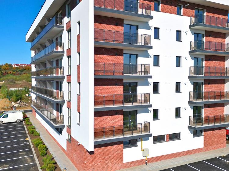 Apartament cu 3 camere decomandat în Galata