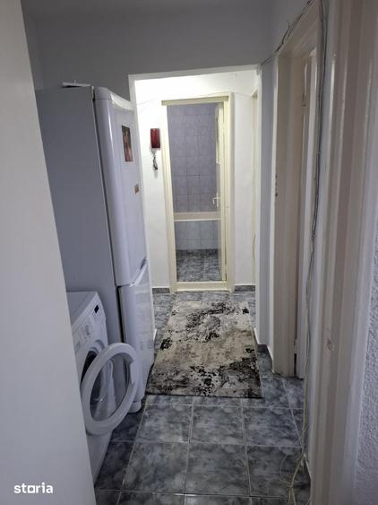 Apartament cu 2 camere decomandat în Berceni