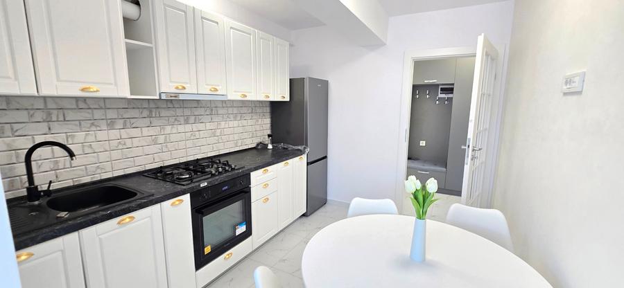 Apartament cu 2 camere decomandat în Valea Adâncă