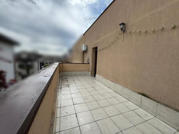 Apartament cu 2 camere semidecomandat, mobilat în Bună Ziua