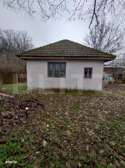 Casă cu 2 camere cu Teren 799 Mp în Central