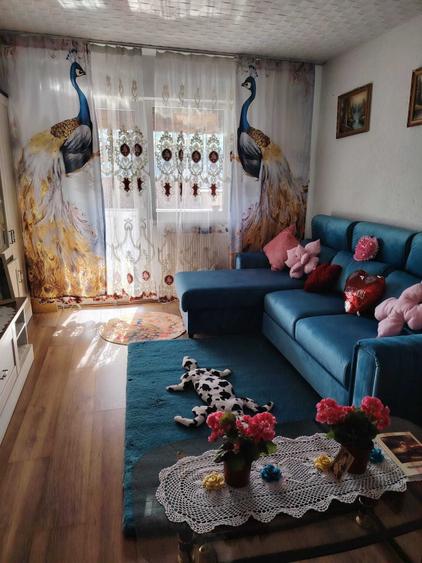 Apartament cu 2 camere decomandat în Valea Cetății