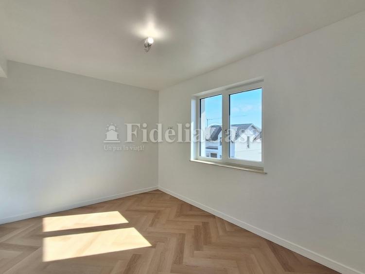 Casă cu 4 camere cu Teren 528 Mp în Breazu