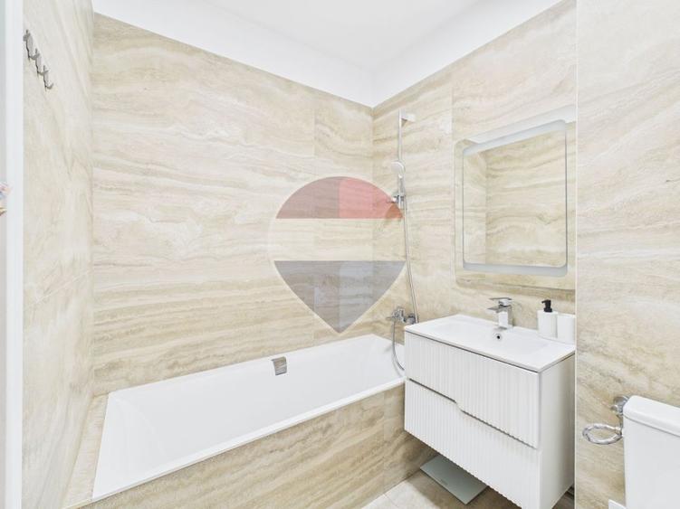 Apartament cu 3 camere semidecomandat, mobilat în Lacul Tei