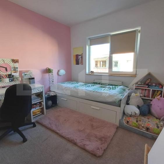 Apartament cu 4 camere semidecomandat, mobilat în Centrul Civic