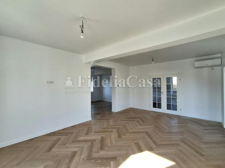 Casă cu 4 camere cu Teren 528 Mp în Breazu
