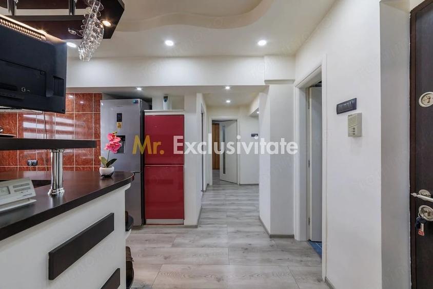 Apartament cu 3 camere decomandat în Prundu