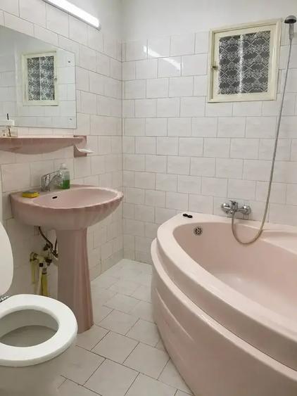 Apartament cu 4 camere semidecomandat, mobilat în Crângași