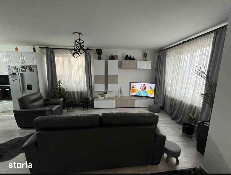 Casă cu 3 camere cu Teren 250 Mp în Gilău