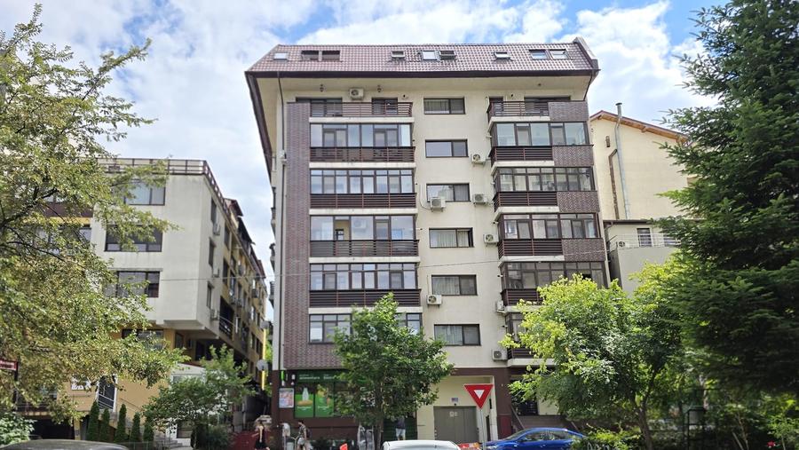 Apartament cu 2 camere semidecomandat în Vitan Mall