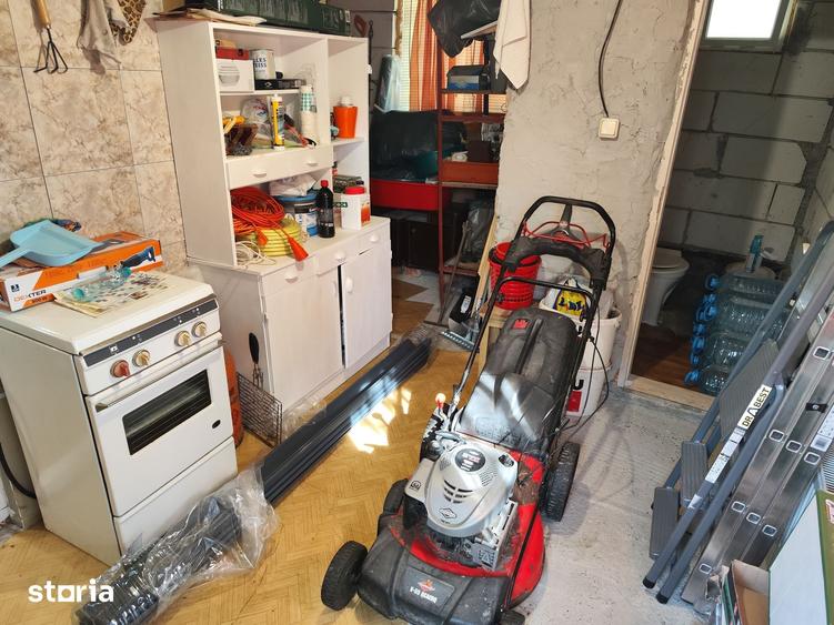 Casă cu 4 camere cu Teren 817 Mp în Gura Vadului