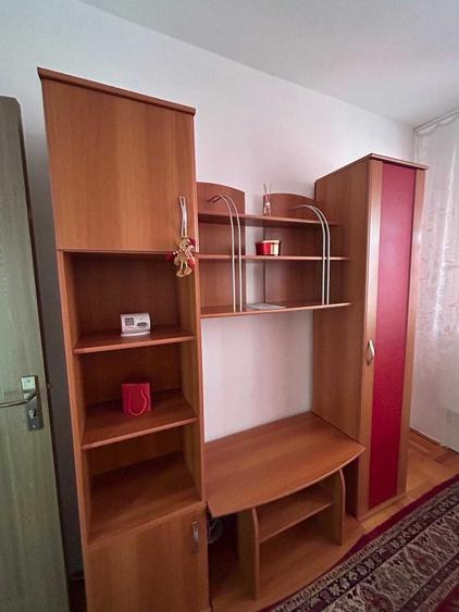 Apartament cu 2 camere decomandat în Podgoria