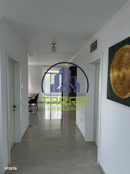 Casă cu 4 camere în Cetate