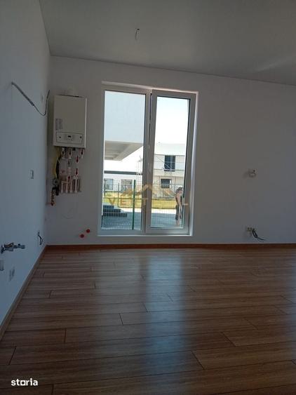 Casă cu 3 camere în Dobreni