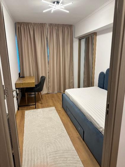 Apartament cu 3 camere decomandat, mobilat în Dacia